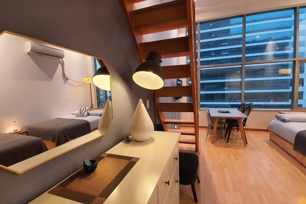 Hongdae Studio Duplex #6 Cozy Netflix *